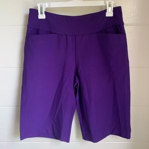 University of Washington UW shorts w/ pockets